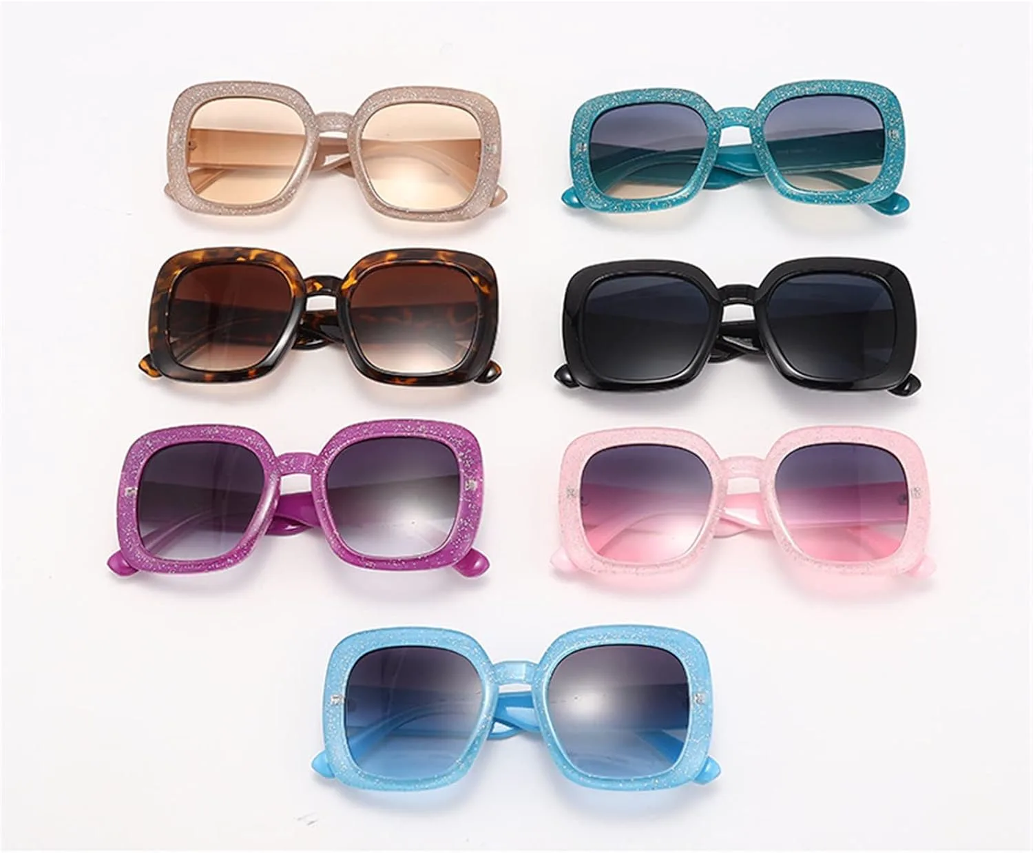 

Солнцезащитные очки для мужчин и женщин, предназначенные для активного отдыха и вождения. Квадратные солнцезащитные очки для мужчин и женщин Generic, Multi-colored