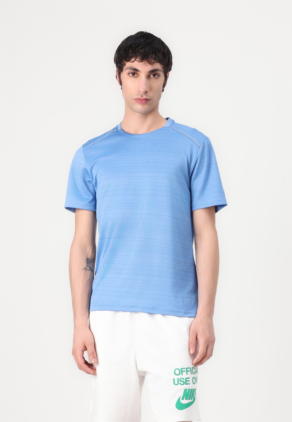 

Футболка с принтом AIR RUN TEE Nike Sportswear, темно-синий