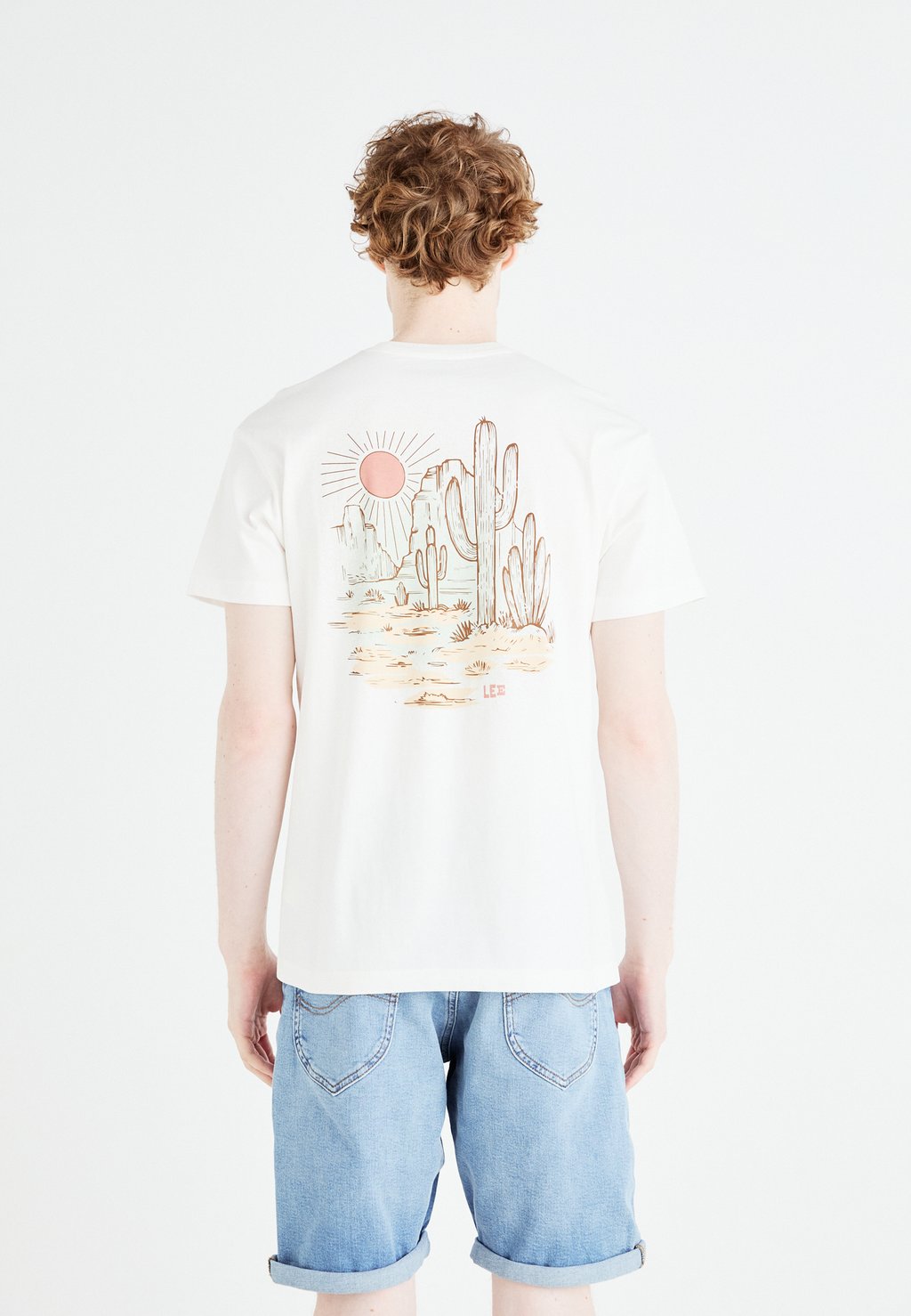 

Футболка с принтом RELAXED GRAPHIC TEE Lee, бежевый