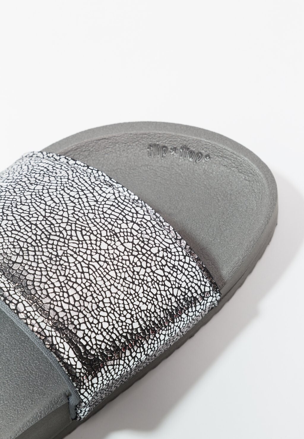 

Мюли POOL METALLIC CRACKED flip*flop, серый
