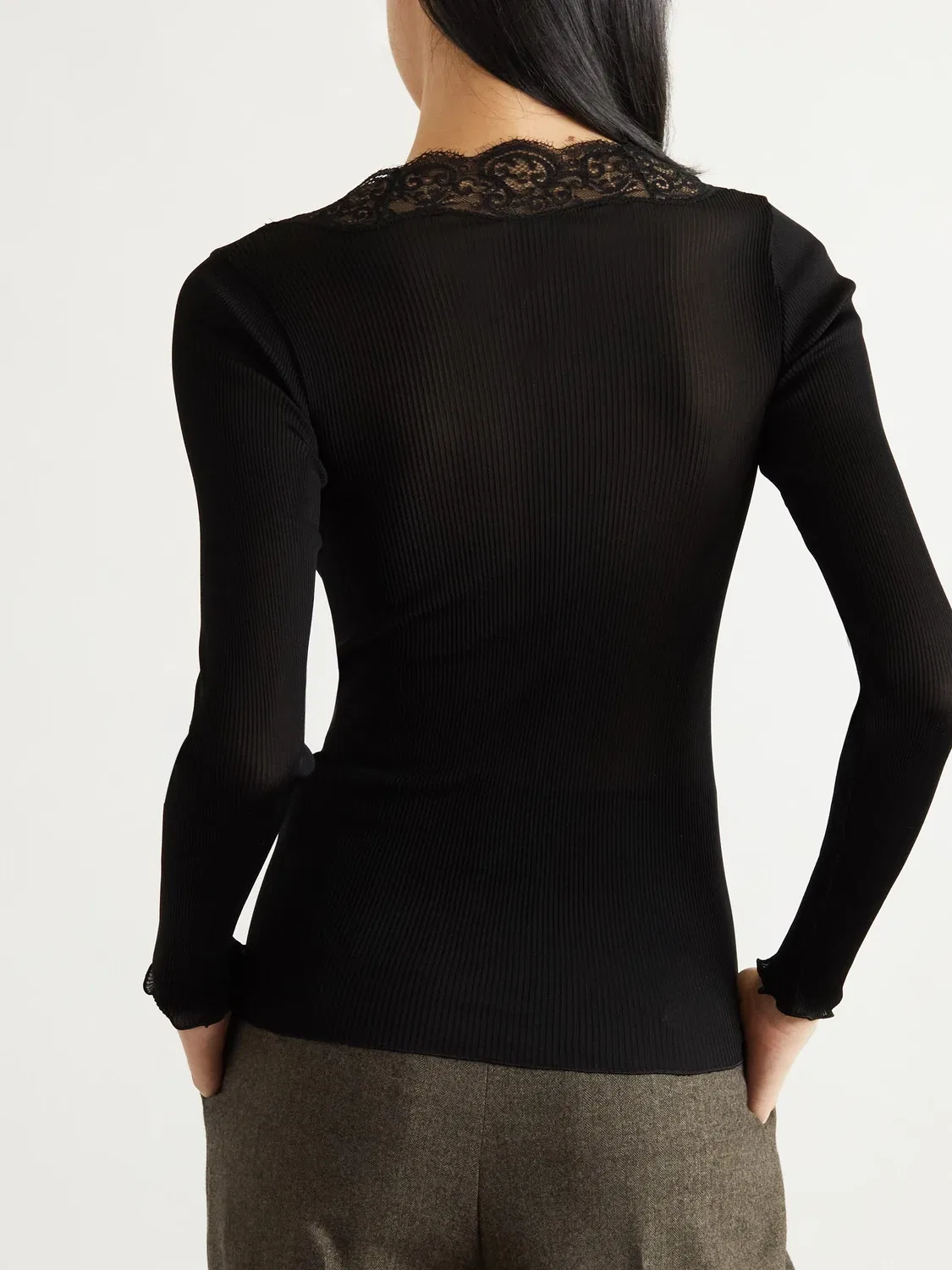 Кардиган из шелкового джерси в рубчик с кружевной отделкой SAINT LAURENT, черный — фото 3