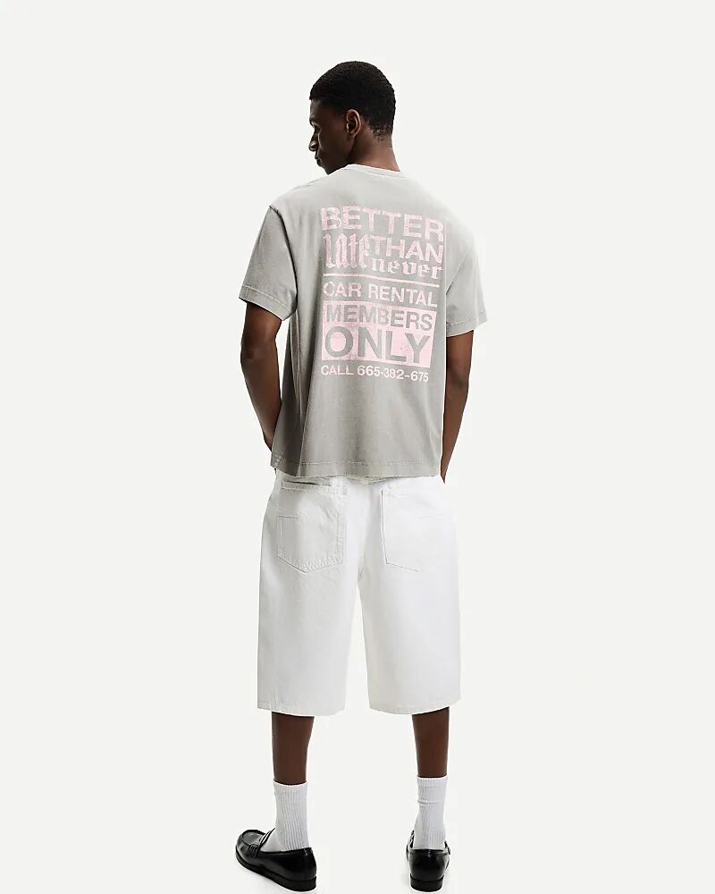 

Футболка Bershka с короткими рукавами и принтом серого цвета