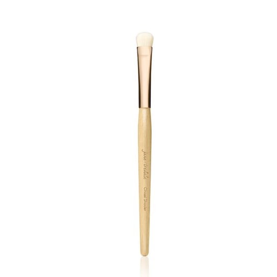 

Кисть для нанесения теней на плоские поверхности. Jane Iredale Chisel Shader