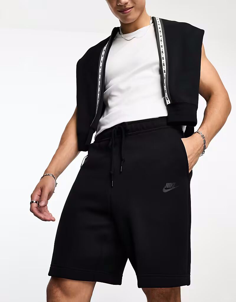 

Шорты из флиса Nike Club Tech черного цвета