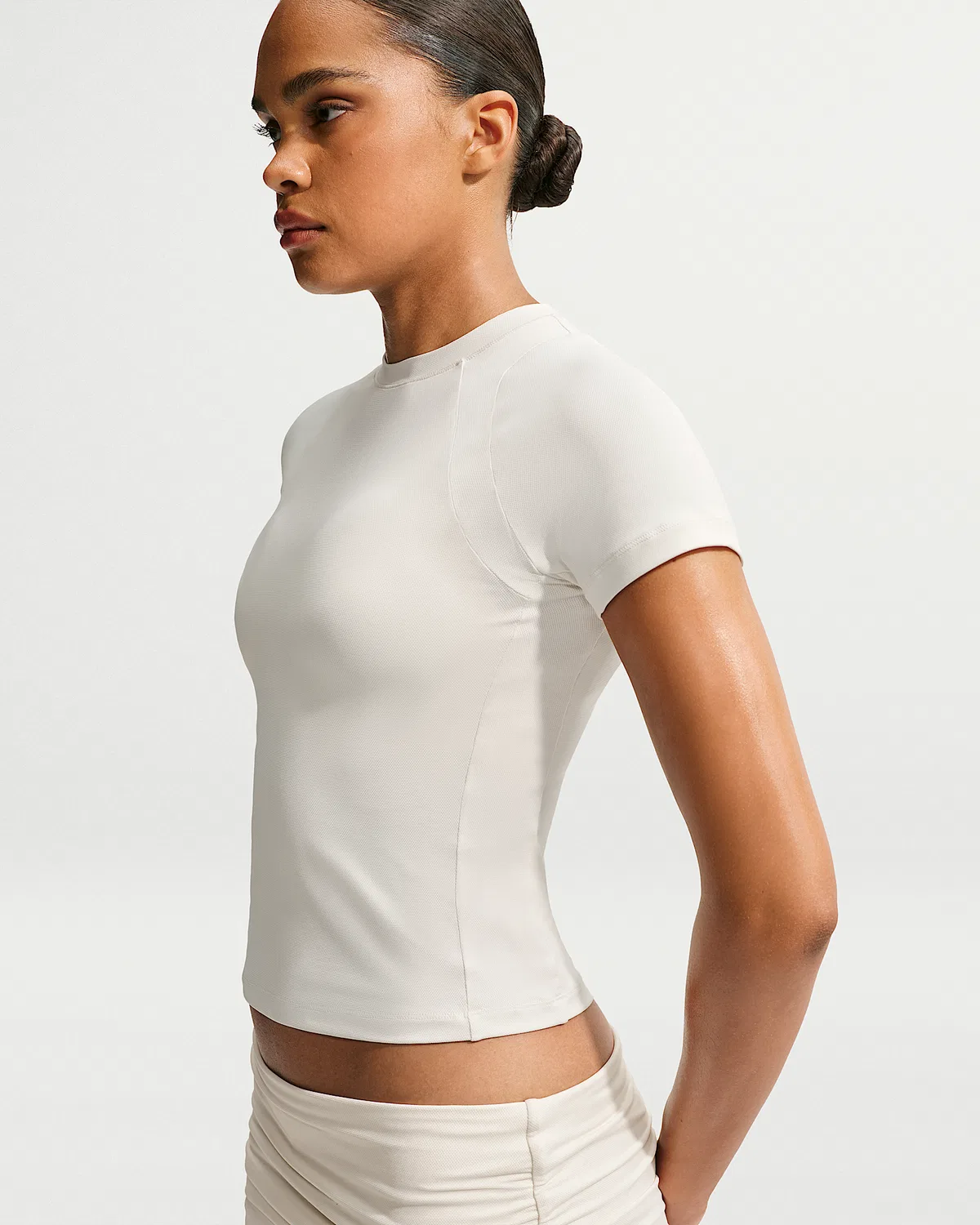 Женская футболка NikeSKIMS Airy, NSKM Actv Ivory/NSKM Actv Ivory — фото 3