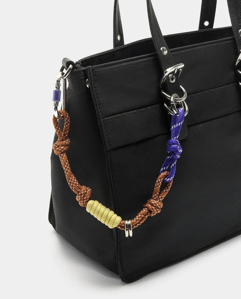 

Сумка-трансформер в стиле тоут с застежкой на молнию и съемным кольцом для ключей, однотонная Parfois, черный