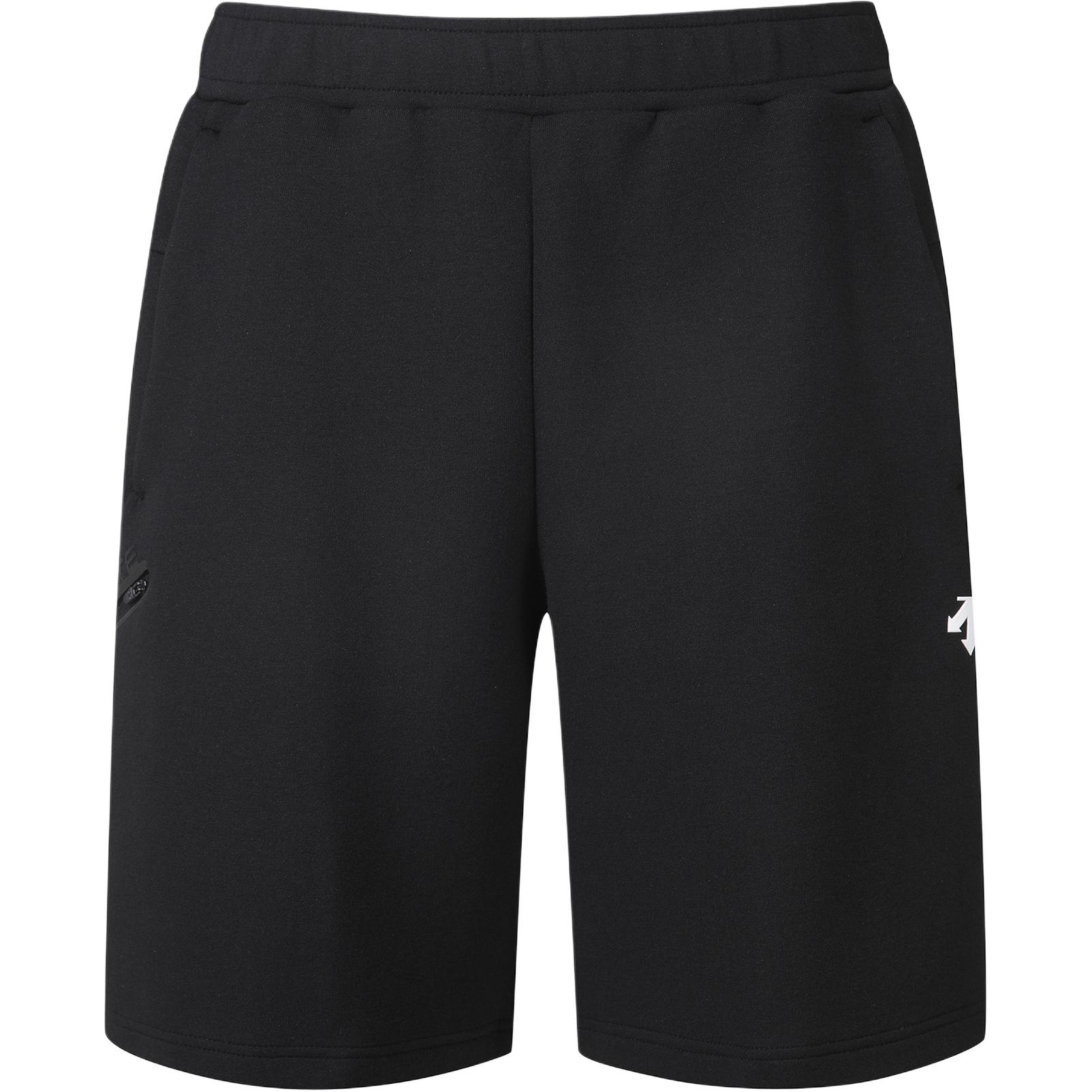 

Повседневные шорты мужские DESCENTE, черный