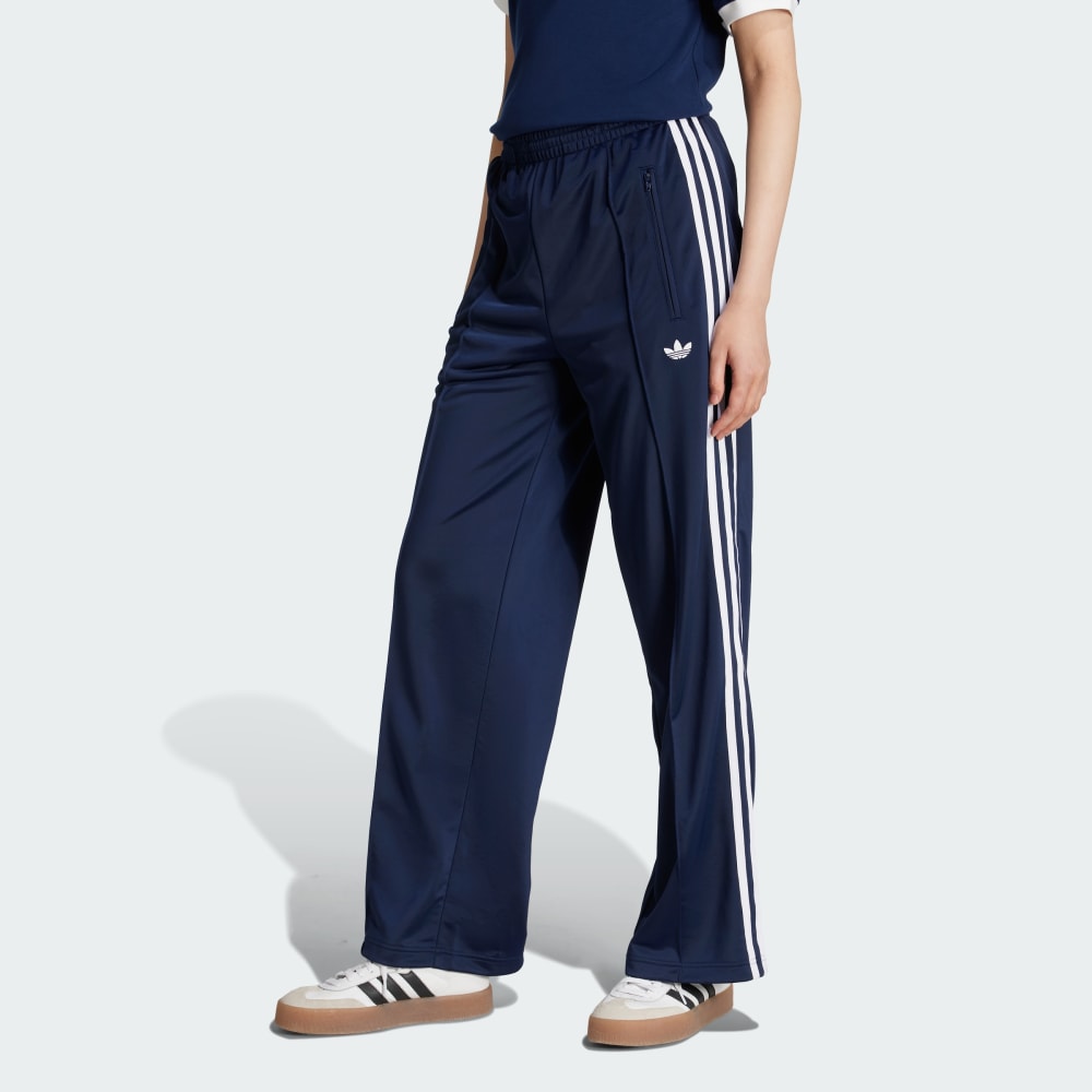

Спортивный костюм Adidas Adicolor Classic Firebird Loose Track Pants, цвет Night Indigo/White