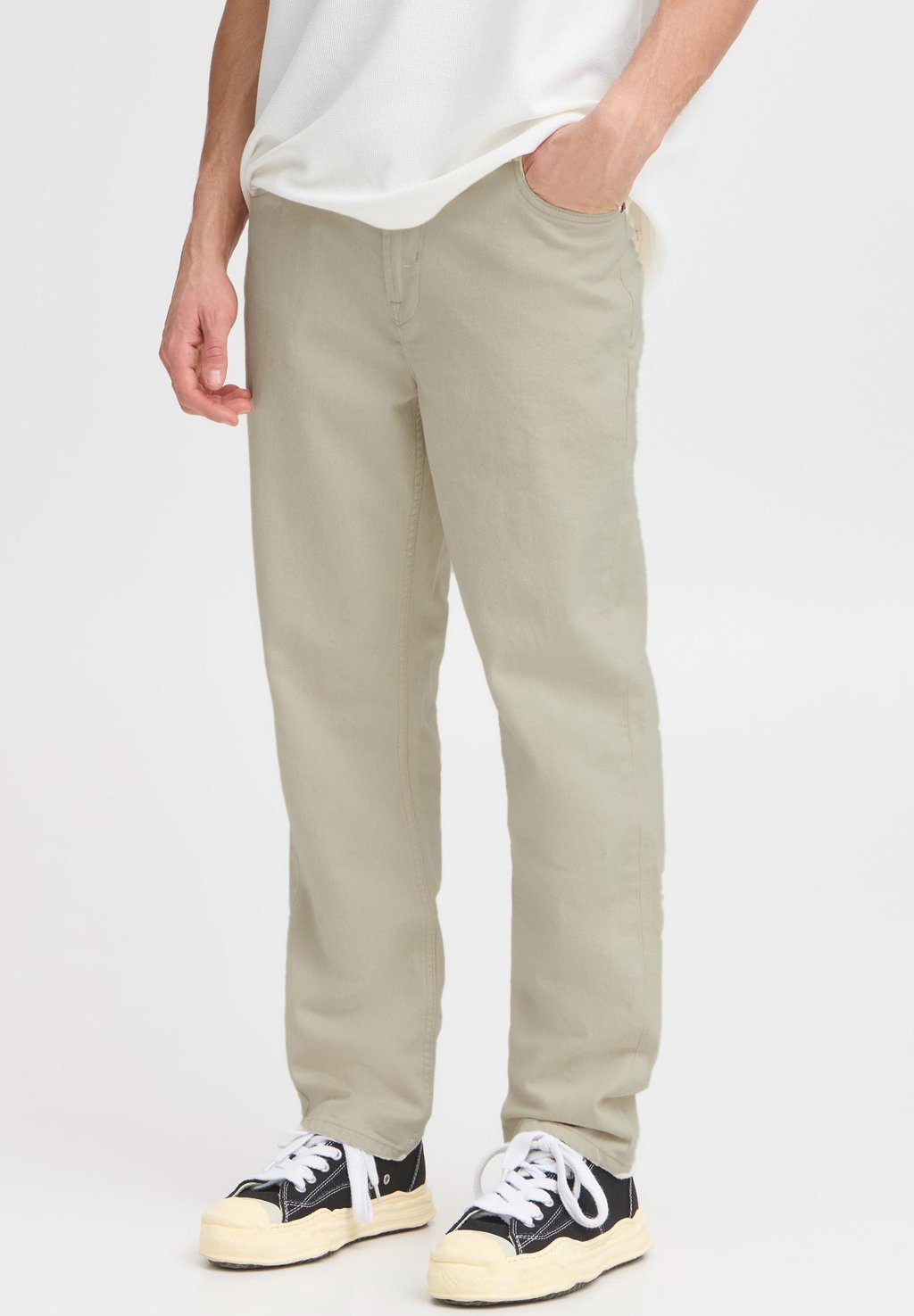 

Джинсы прямого кроя SDIVER Solid, песочный