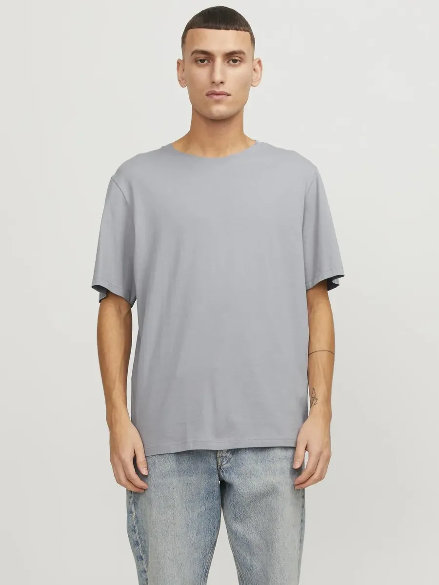 

Рубашка с круглым вырезом Jack & Jones "JJJEORGANIC BASIC TEE SS O-NECK NOOS", серый