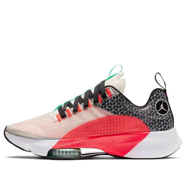 

Кроссовки Air Zoom Renegade Air Jordan, красный