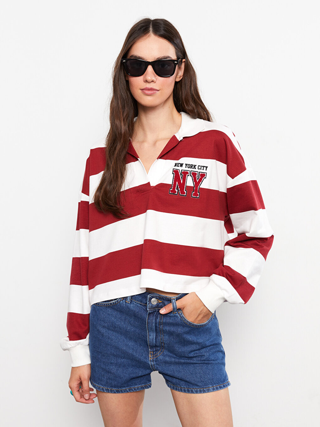 

Хлопковая женская футболка с длинным рукавом с воротником поло и вышивкой LCW Casual