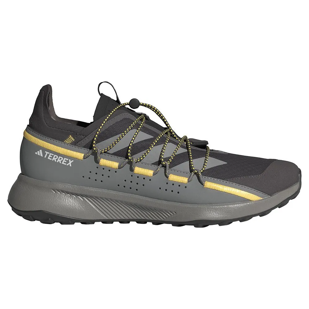 

Походная обувь adidas Terrex Voyager 21, серый