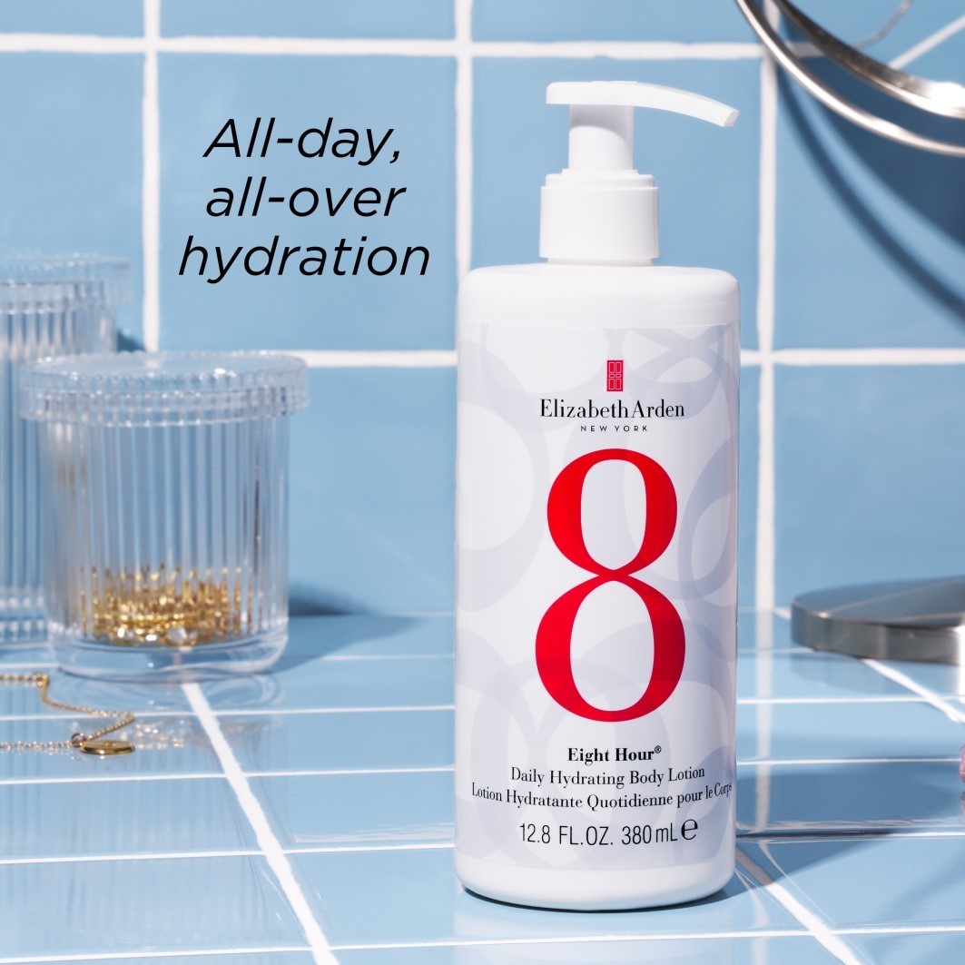 Лосьон для тела daily hydrating body lotion Elizabeth Arden, объем 380 мл — фото 2