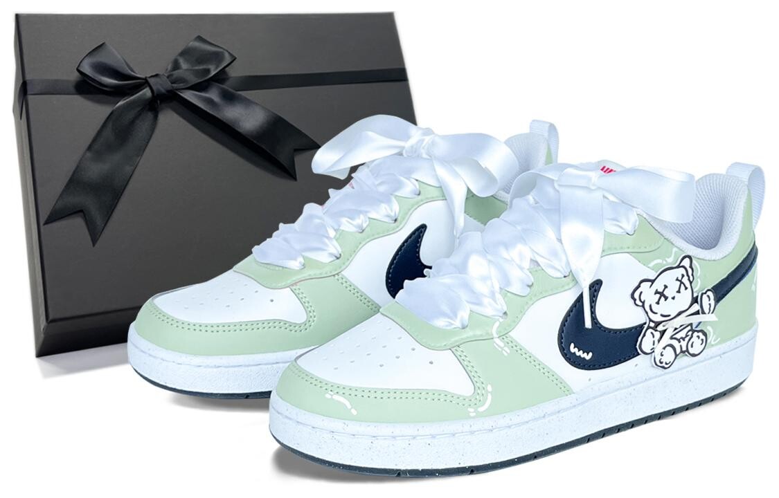 

Кроссовки Nike Court Borough Skateboarding Shoes Women's Low-top White/Green/Black, цвет Matcha