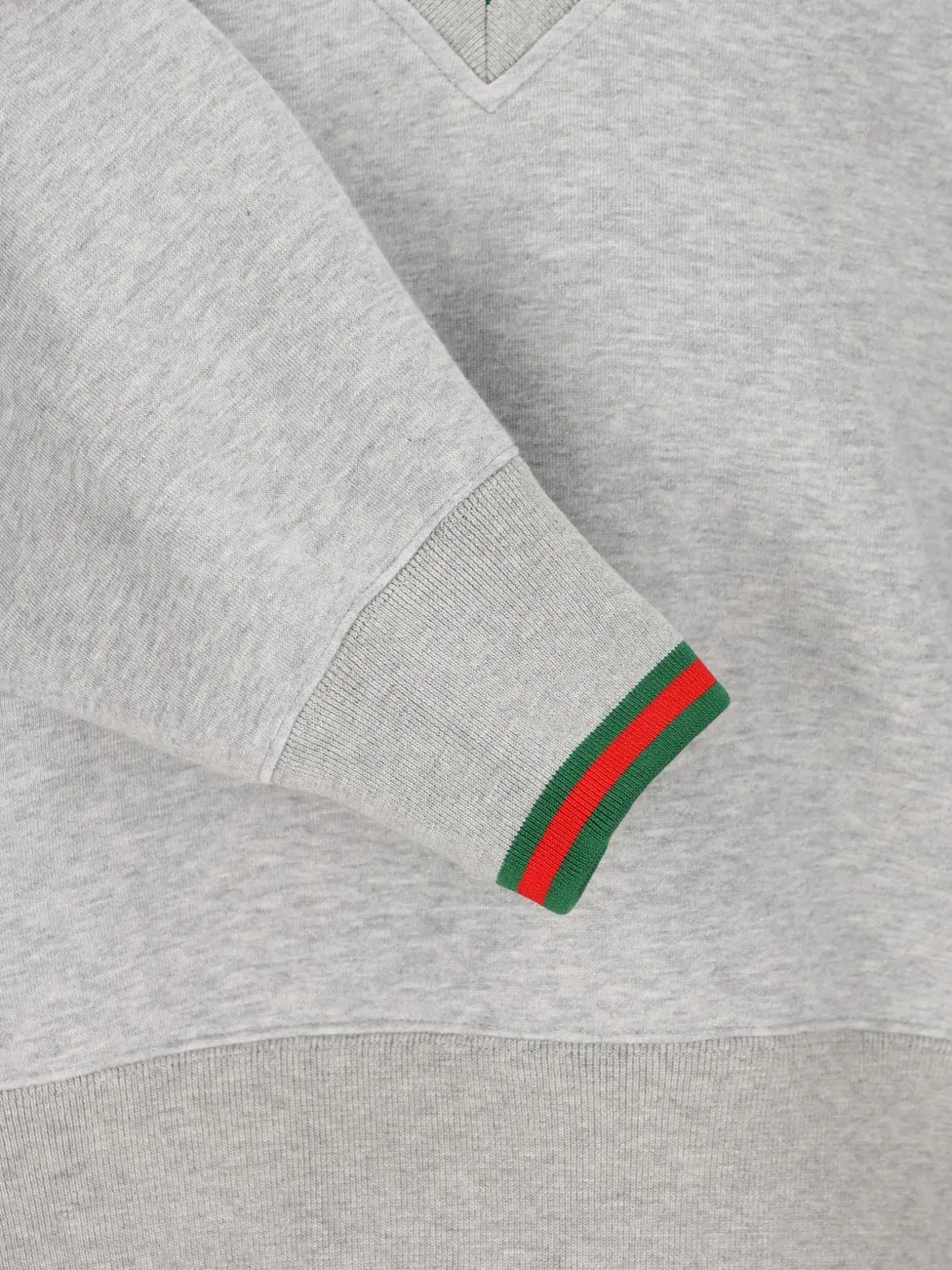 Толстовка Gucci с V-образным вырезом, с ребристой отделкой, серый — фото 4