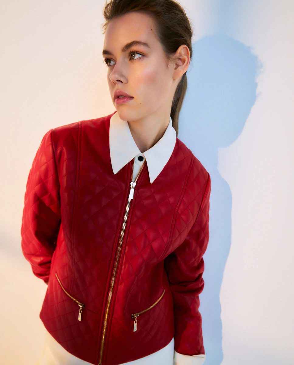 

Женская ватник из искусственной кожи Woman El Corte Inglés, красный