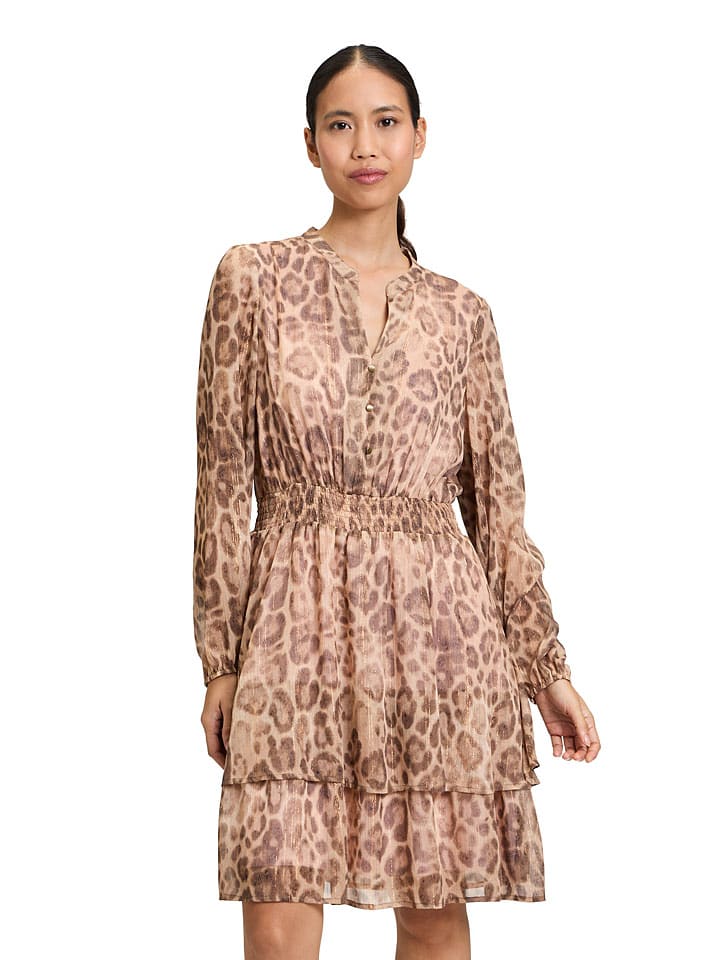 

CARTOON Платье бежевого цвета