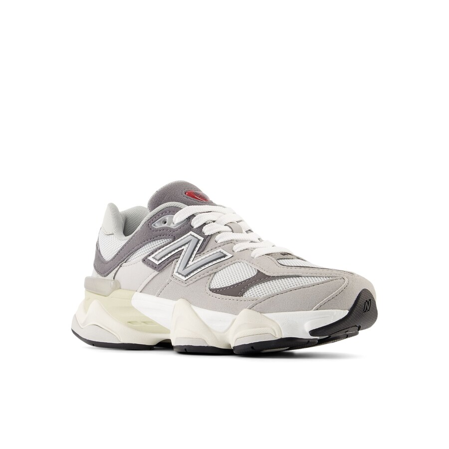 Кроссовки new balance 9060, серый/светло-серый/темно-серый — фото 2