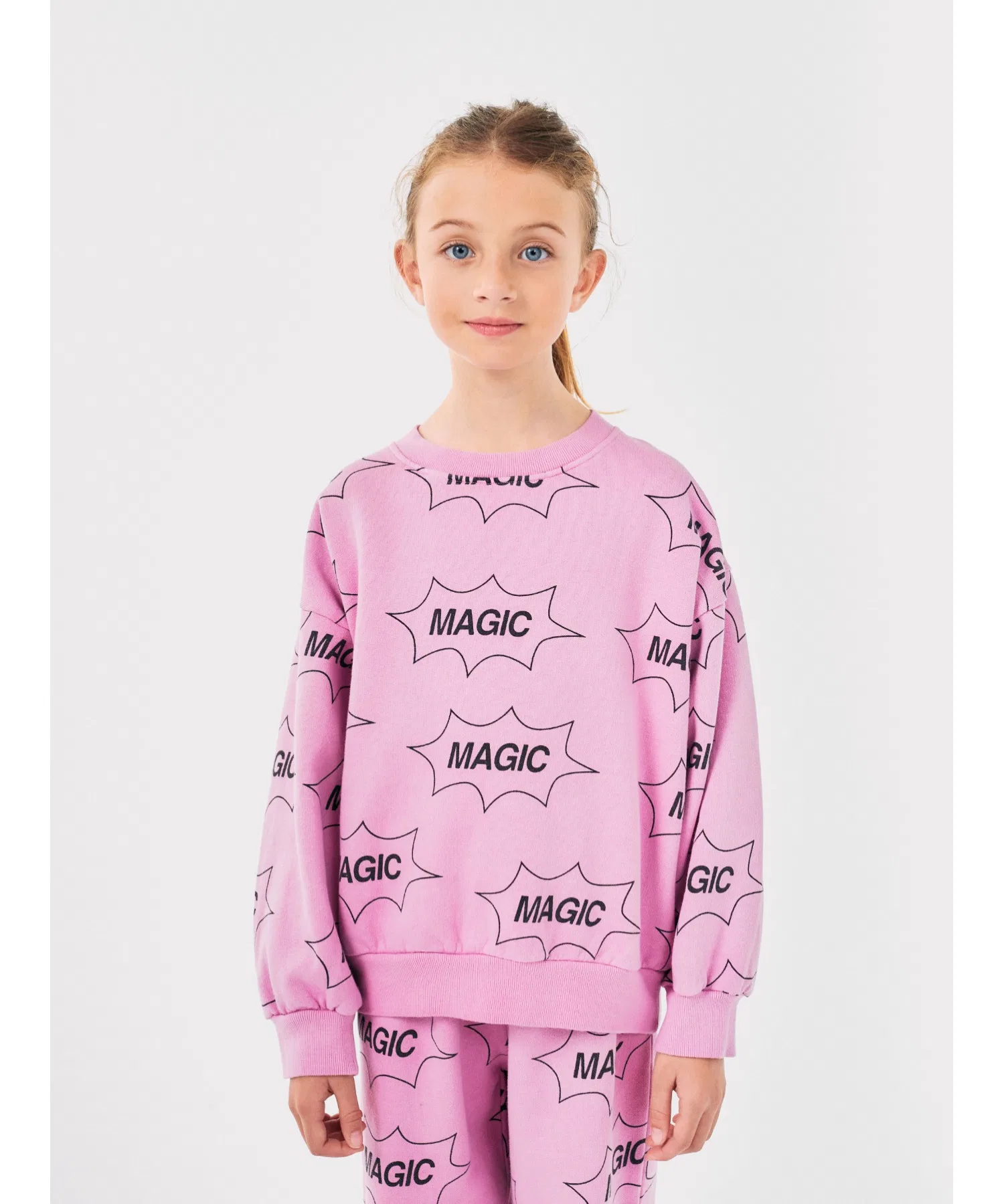 Свитшот "It's Magic" по всей поверхности