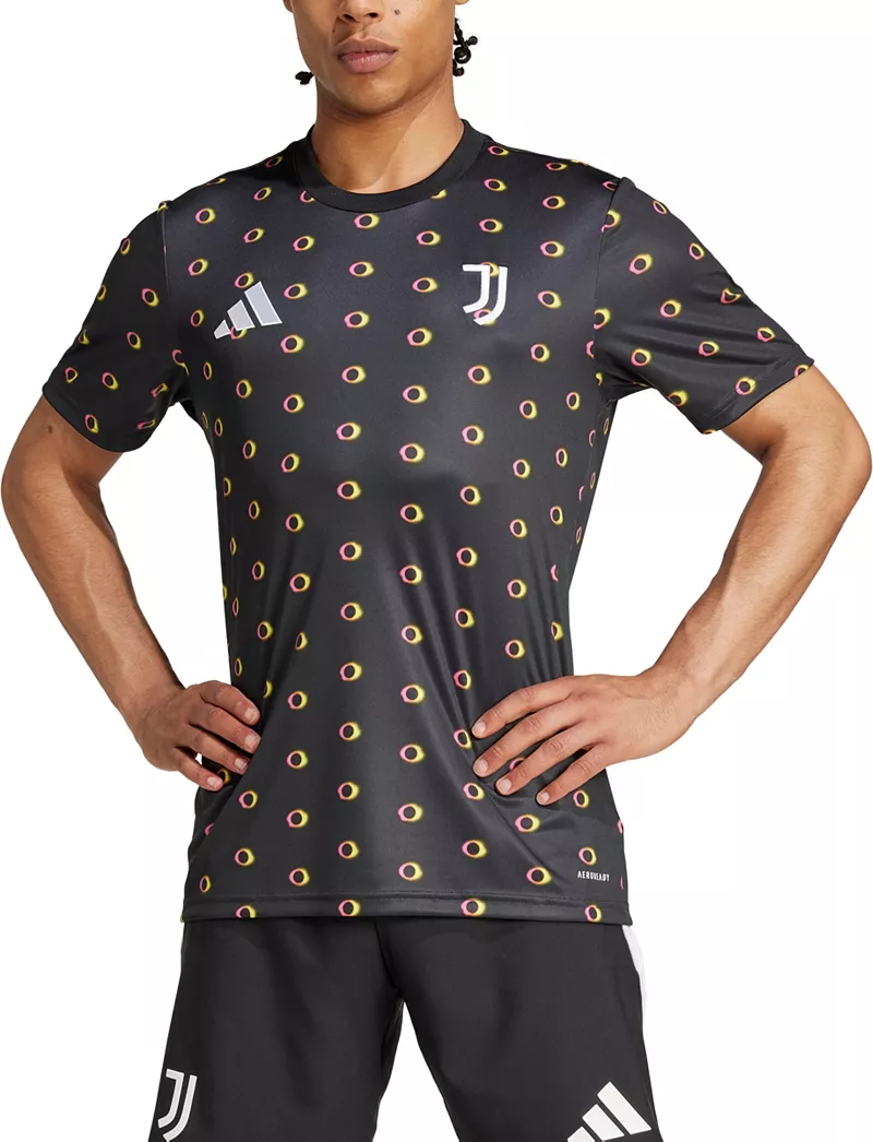 

Черная предматчевая футболка Adidas Adult Juventus 2024