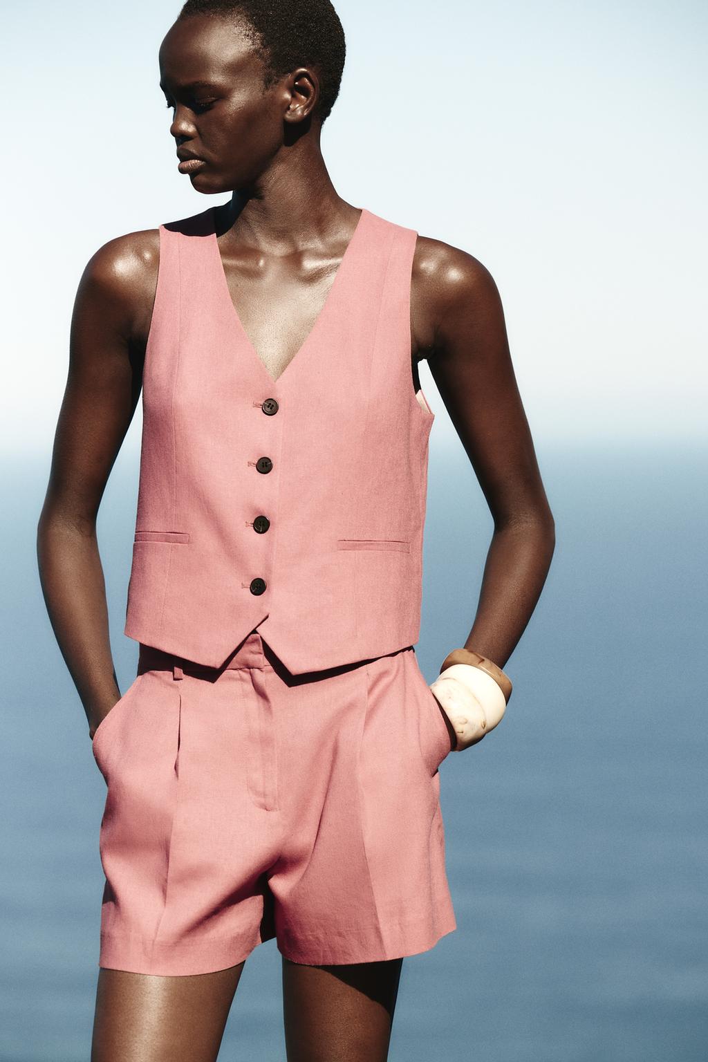 

Сшитый на заказ жилет из льняной смеси ZARA, цвет MARSALA