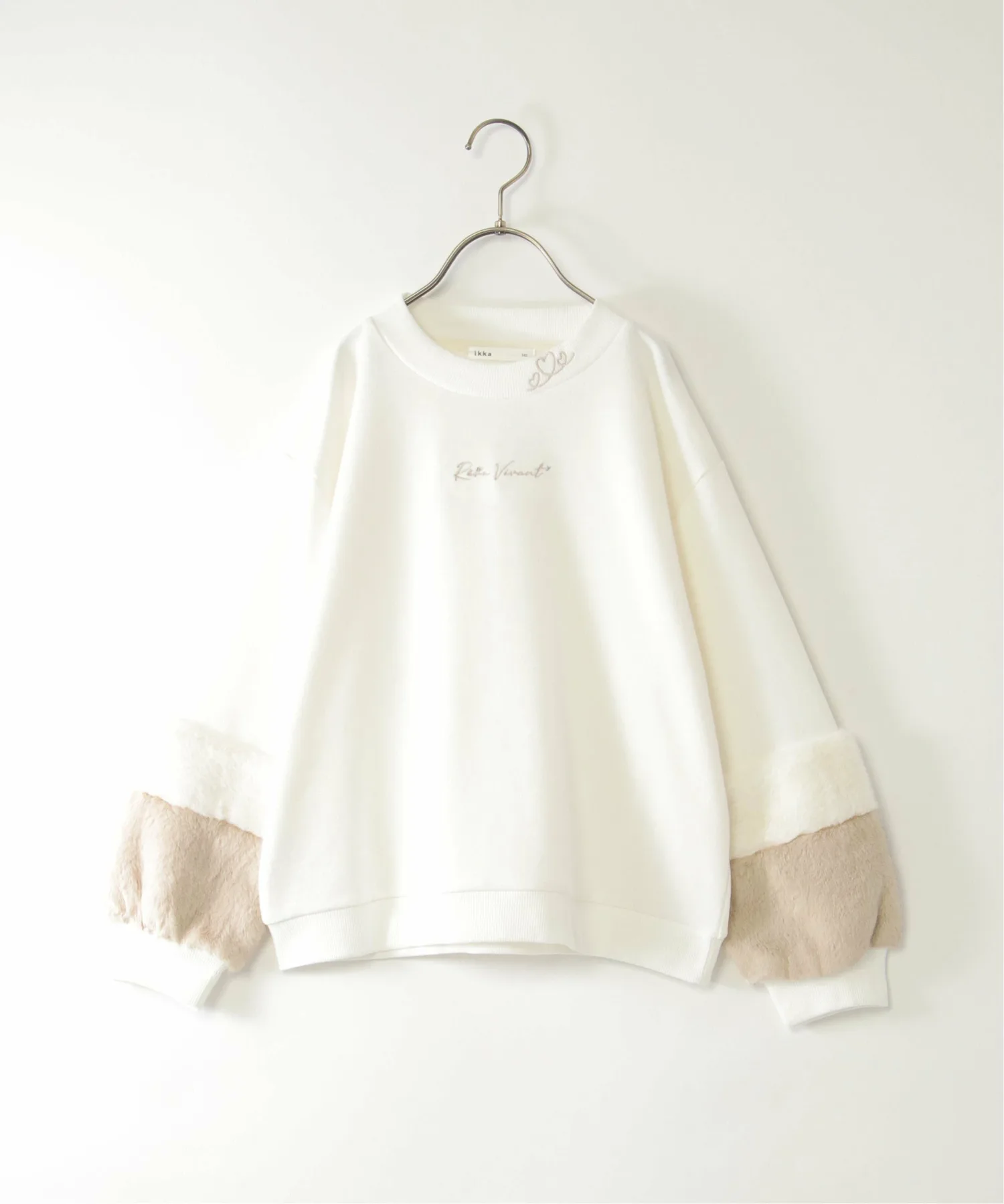 Пуловер с меховой вышивкой и стразами (120-160 см) Ikka, off white