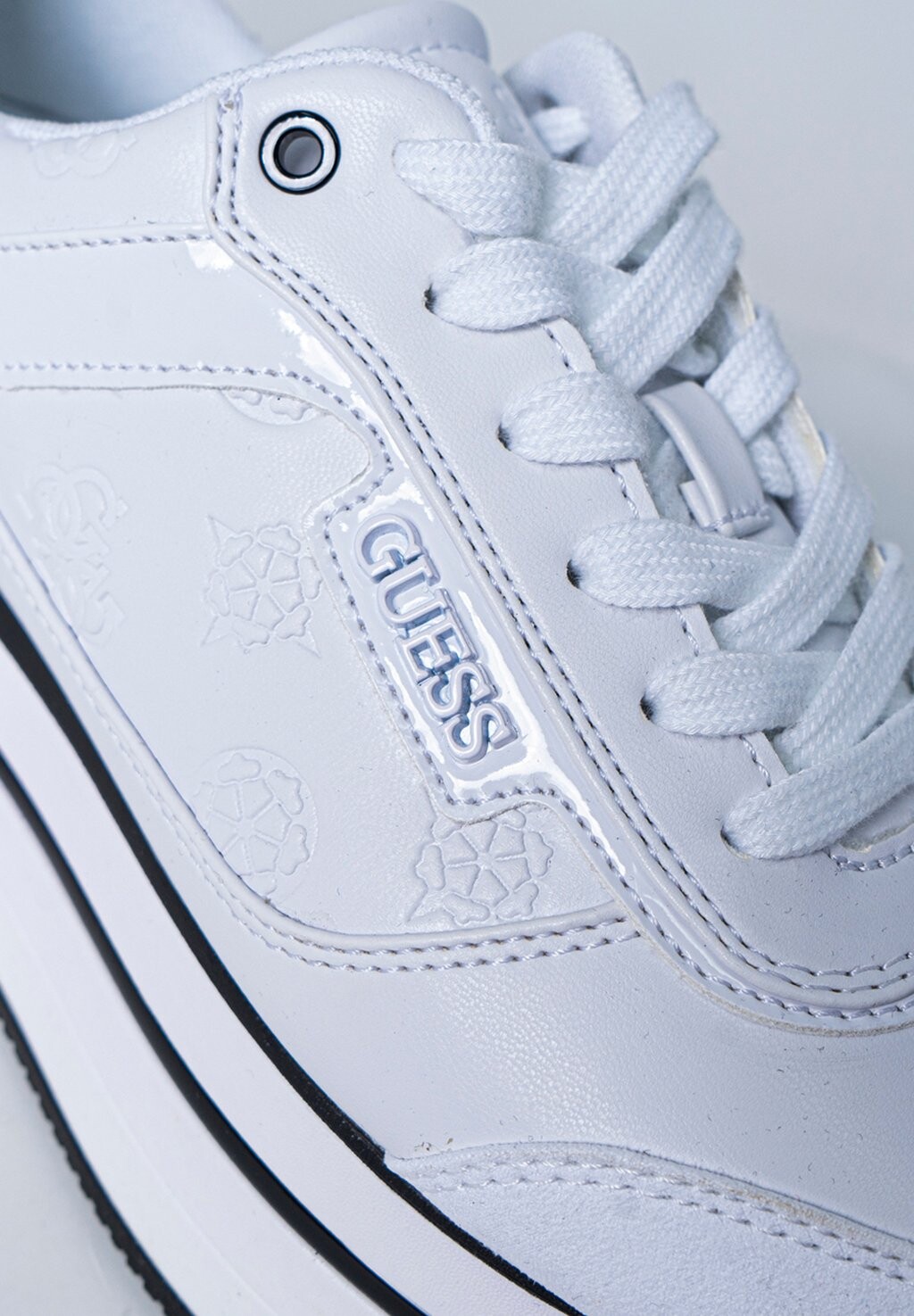 Кроссовки Hansin Guess, белые