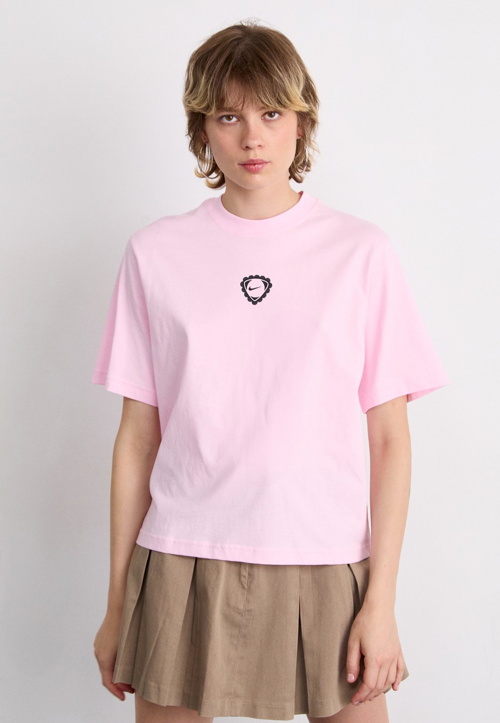 

Футболка с принтом ASBURY CREW Nike Sportswear, розовый