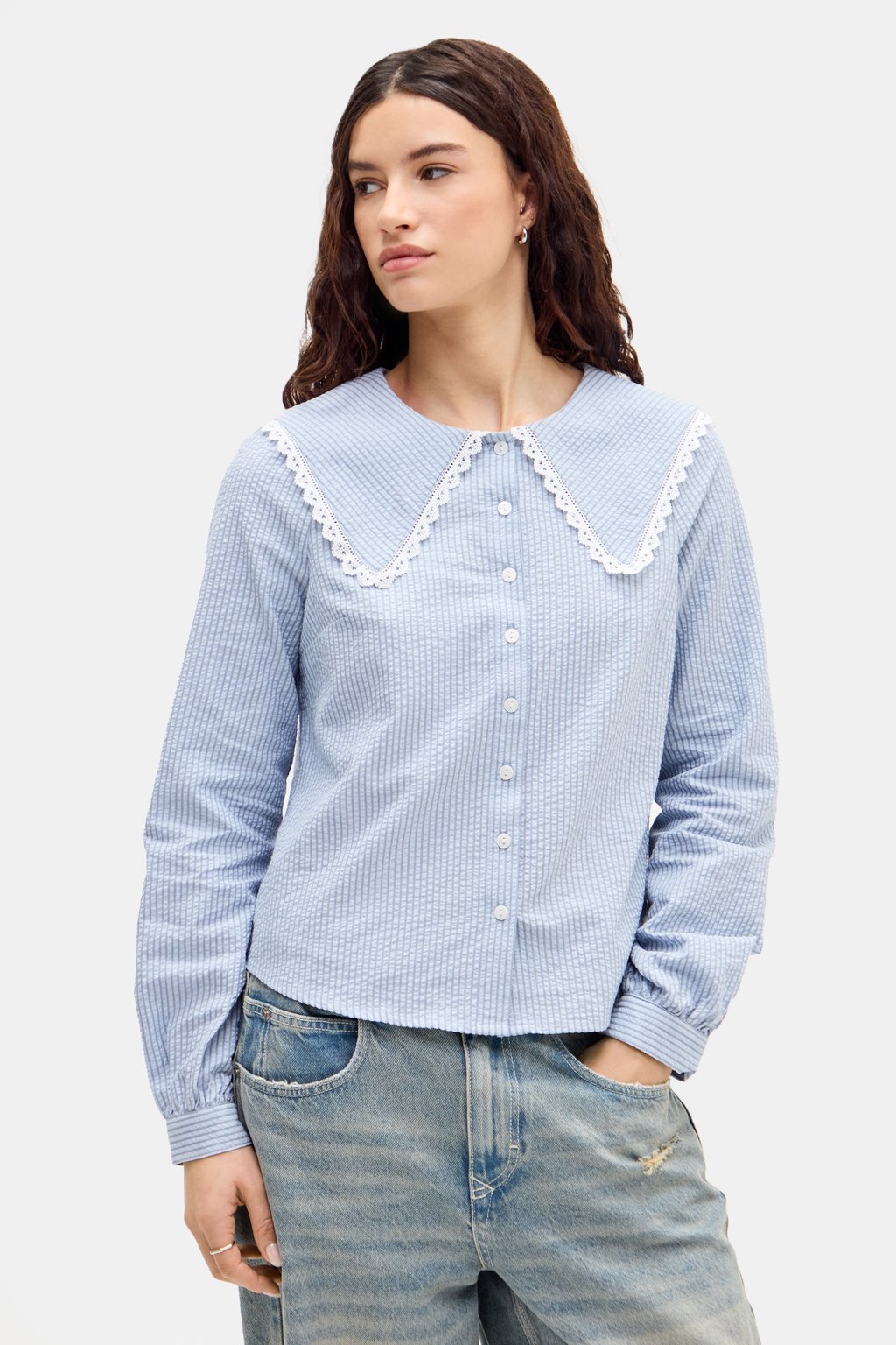 

Блузка на пуговицах STRIPE COLLAR BLOUSE BDG Urban Outfitters, синий