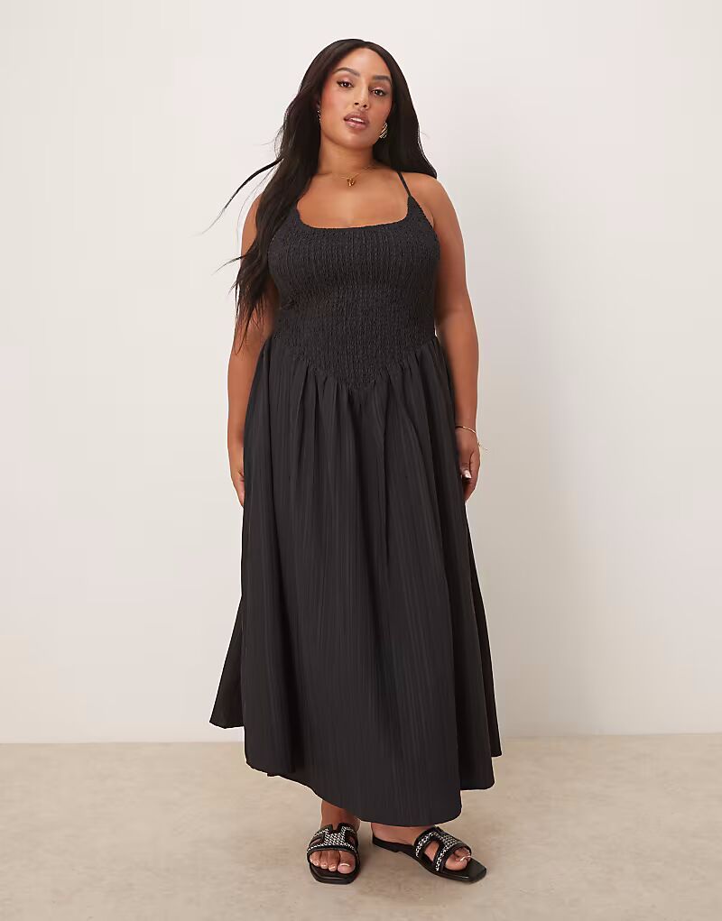 

Платье макси ASOS DESIGN Curve с круглым вырезом и перекрещивающимися бретелями на спине, черное