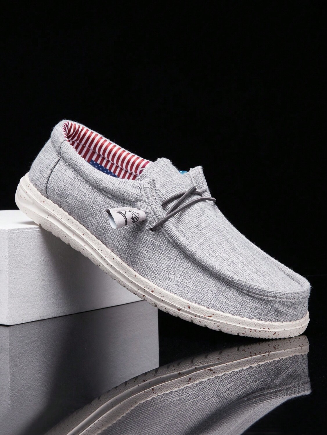 

Лоферы Shein Lightweight Breathable Slip-On, светло-серый