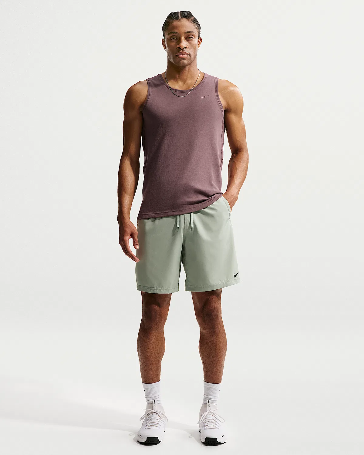 Мужской тренировочный топ Nike Dri-FIT Versatile Tank Primary, Tattoo/Black — фото 4