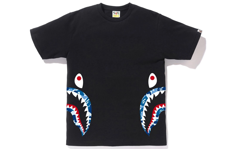 Футболка Bape Flame Side Shark A BATHING APE, черно-зеленый камуфляж — фото 2