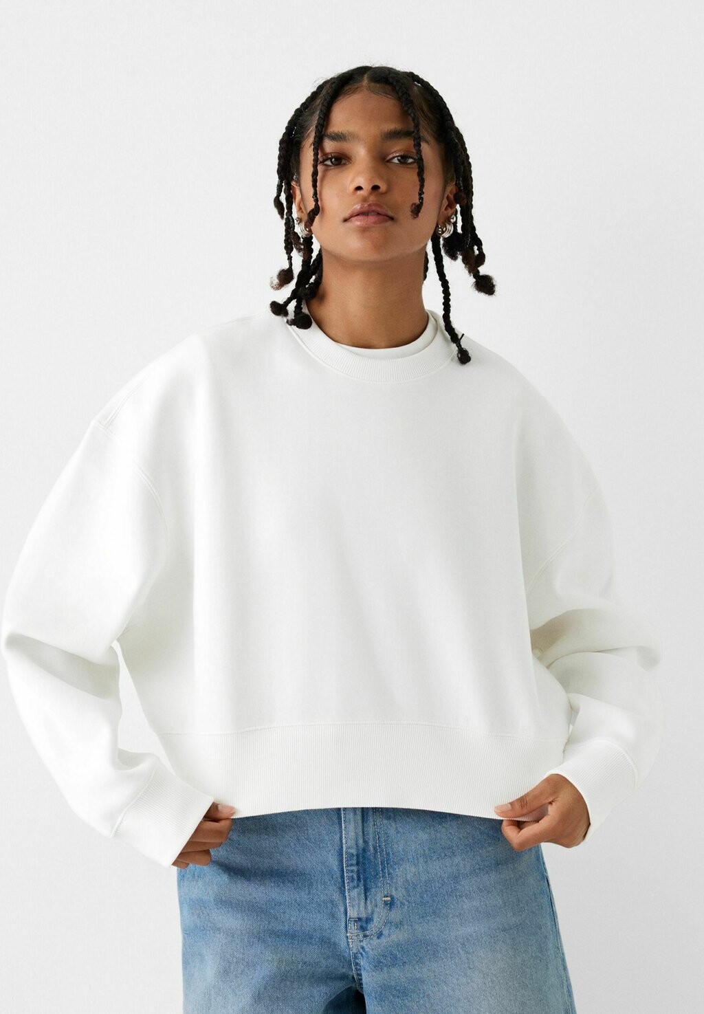 

Толстовка Bershka, белый