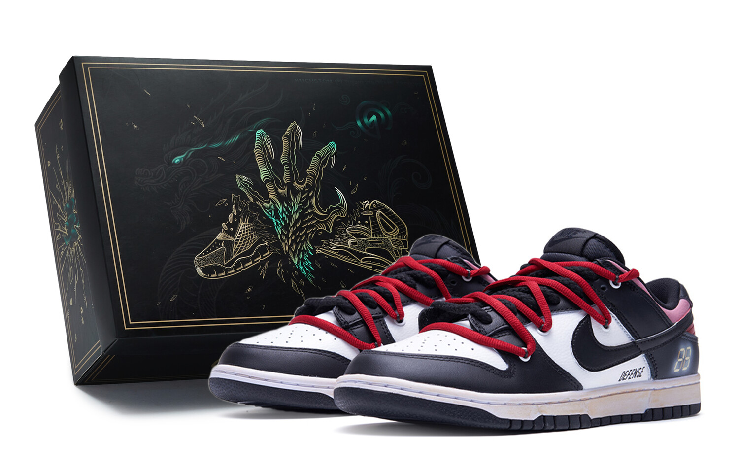 

Кроссовки Nike Dunk Skateboard Shoes Women's Low-Top Black White Red