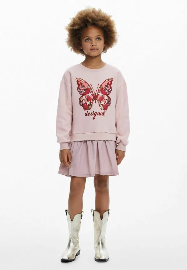 С повседневным платьем из двух частей Desigual, Red