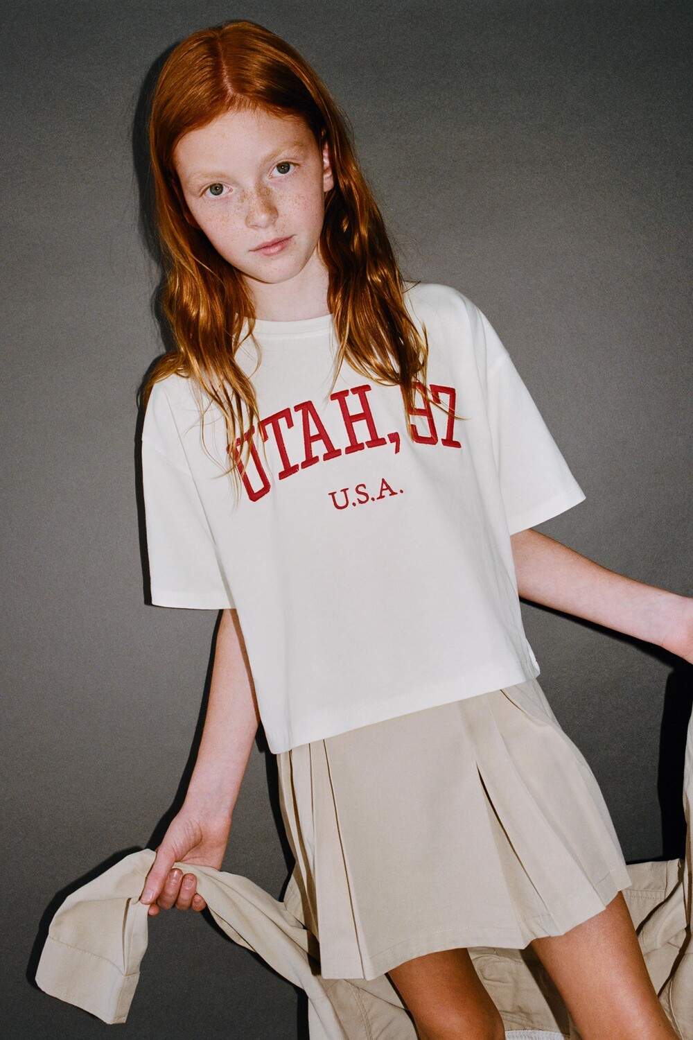

Вышитая футболка ZARA, белый