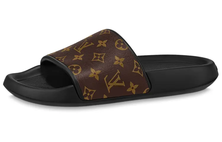 

Мужские шлепанцы Louis Vuitton Waterfront