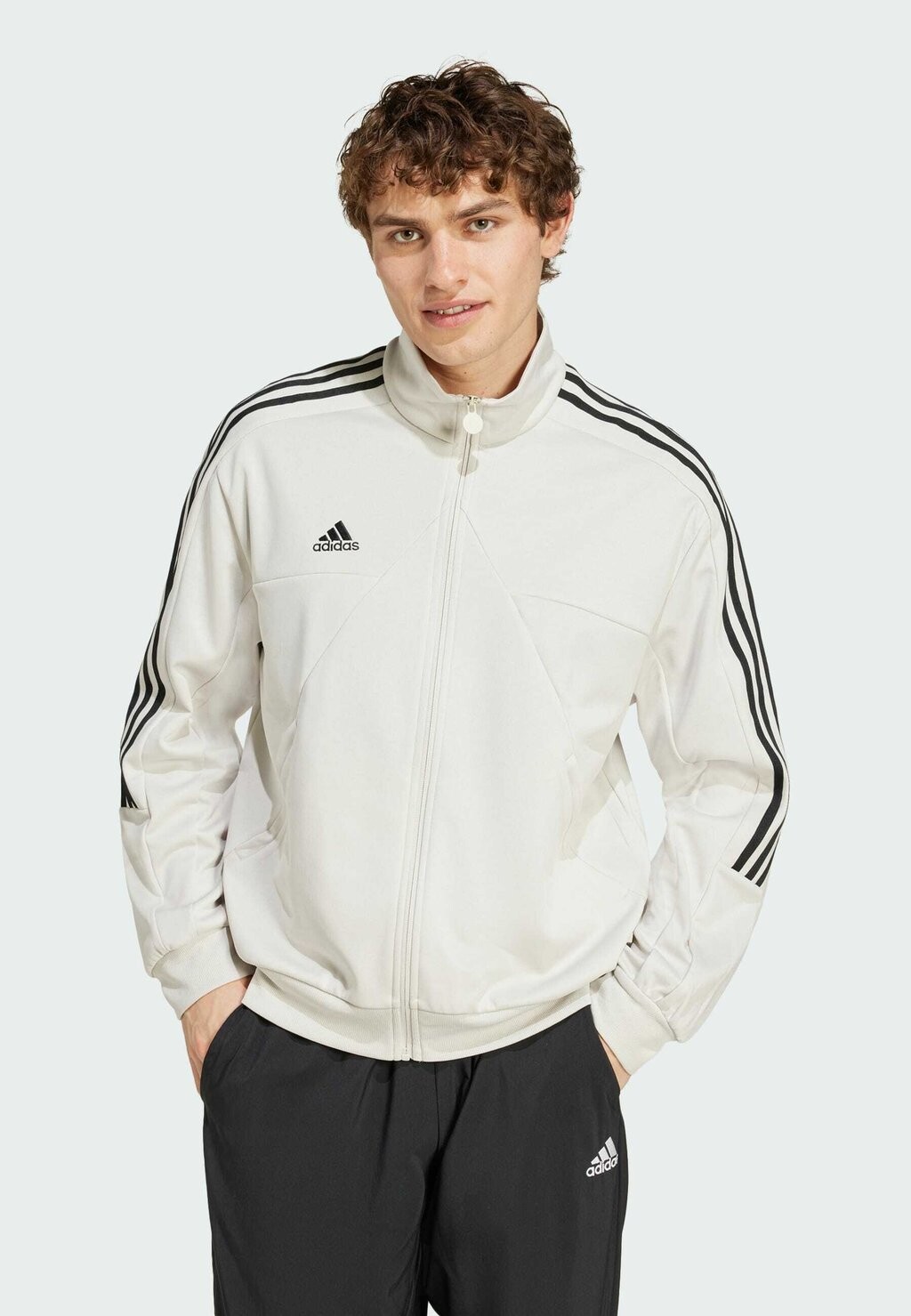 

Тренировочная куртка TIRO adidas Sportswear, серый