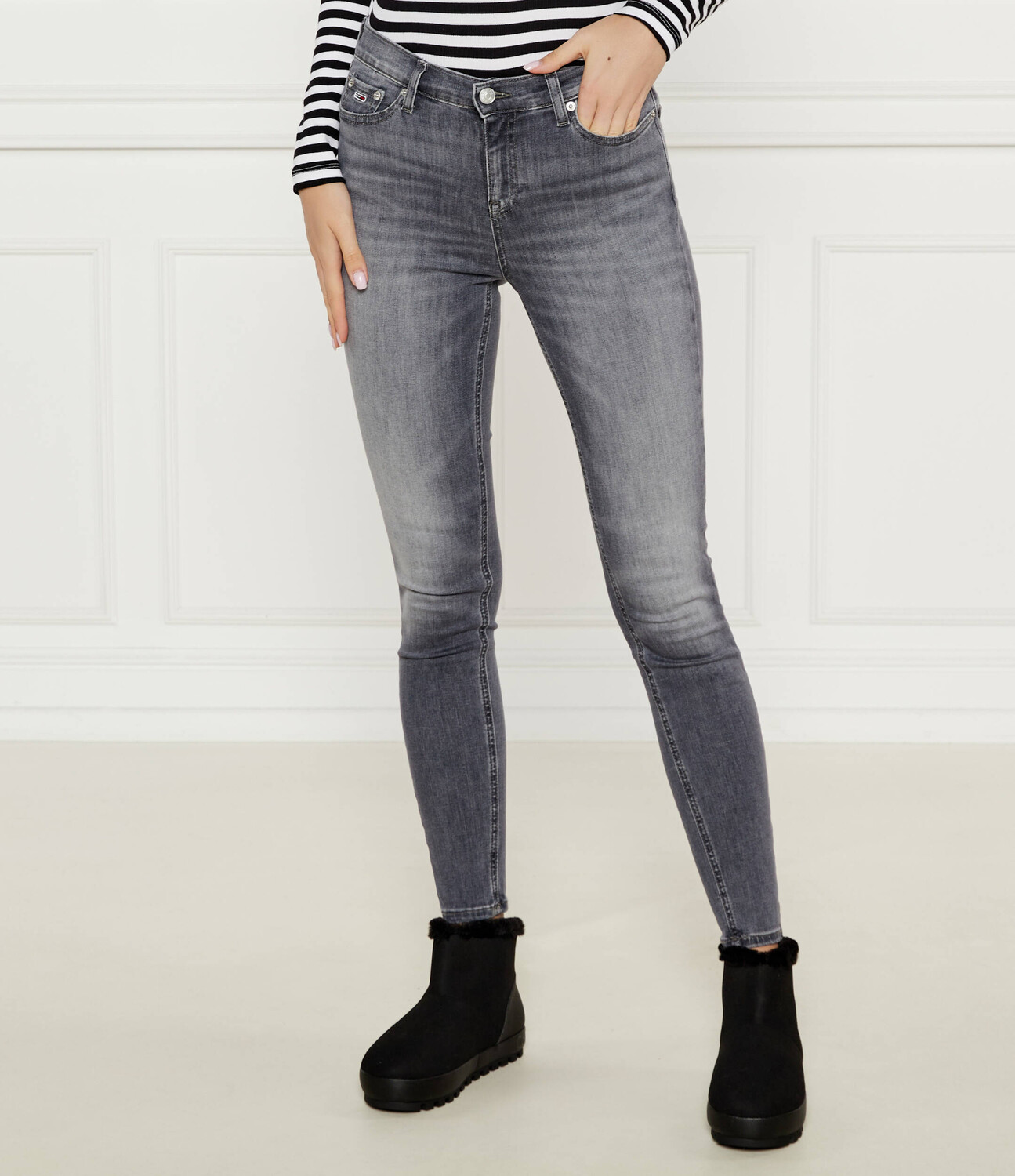 

Джинсы Tommy Jeans NORA Skinny fit, серый