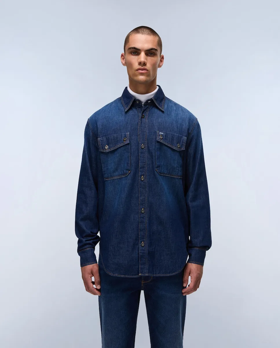 

Мужская джинсовая рубашка свободного кроя светло-голубого цвета Napapijri