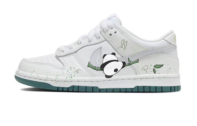 

Женские кроссовки для скейтбординга Nike Dunk, White