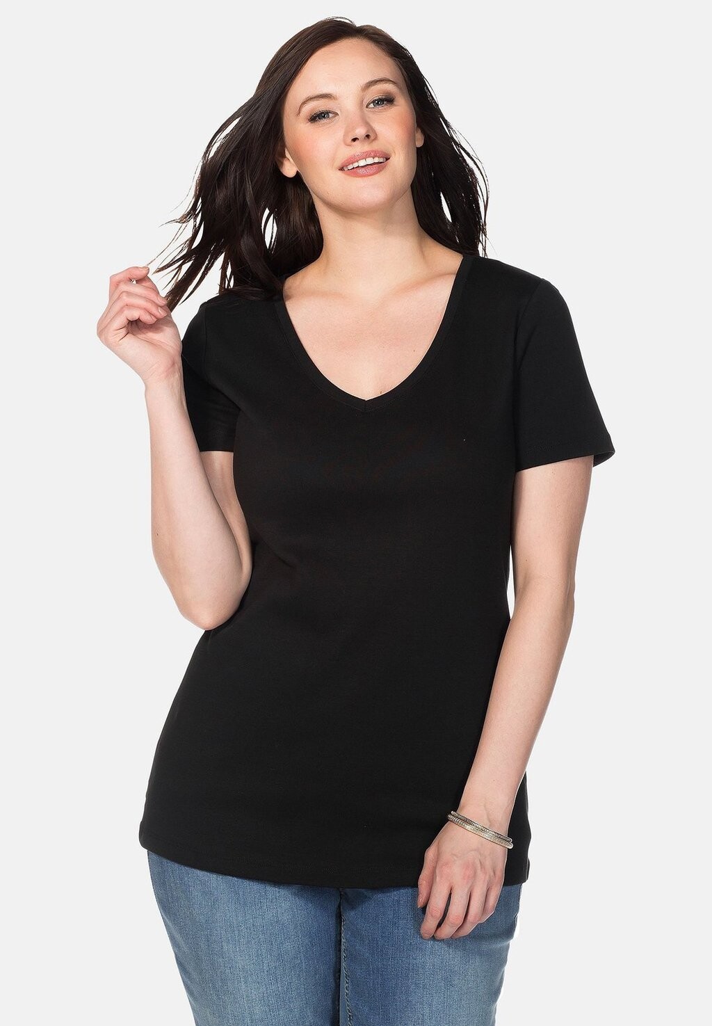 

Футболка базовая Sheego, цвет black