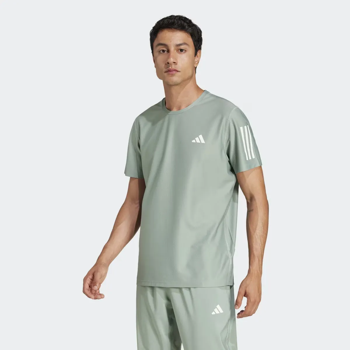 

Мужская футболка Adidas Own the Run, зеленый