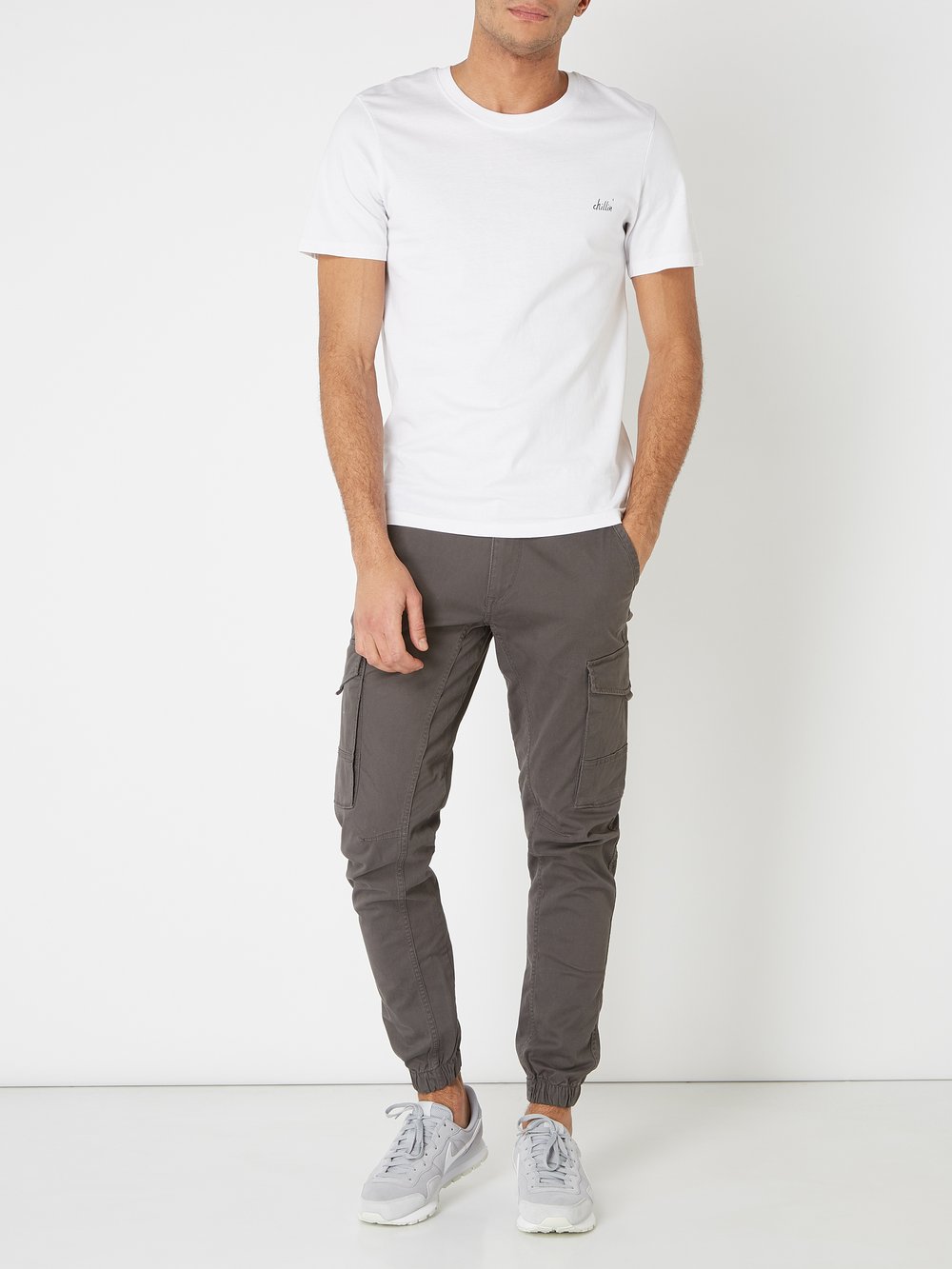 

Брюки-карго с эластичными манжетами на штанинах Jack & Jones, антрацит