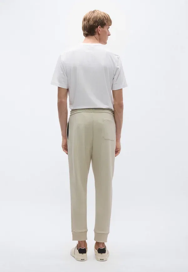 Штаны спортивные Hadiko tracksuit bottoms Boss, светло-бежевый — фото 4