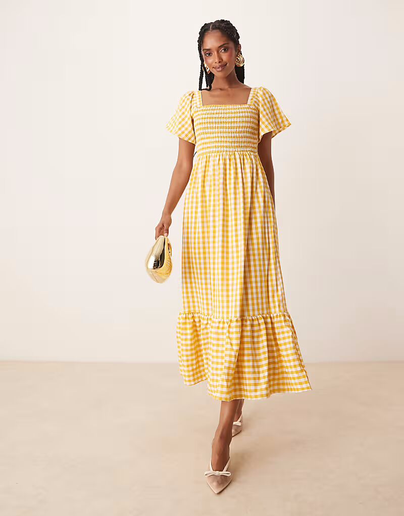 

Платье мидакси Lovedrobe Gingham с квадратным вырезом и короткими рукавами желтого цвета
