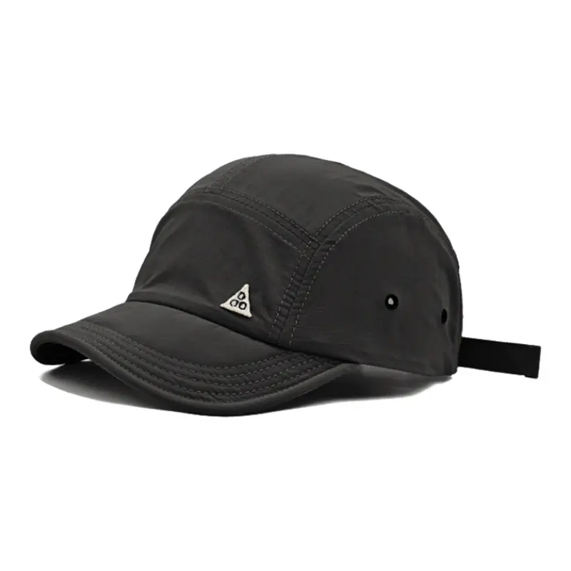 

FREE RABBITⅡ Бейсболка унисекс, Deep Black