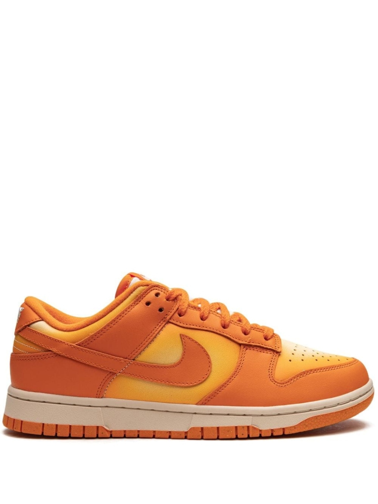 

Кроссовки Dunk Low Magma Orange Nike, оранжевый